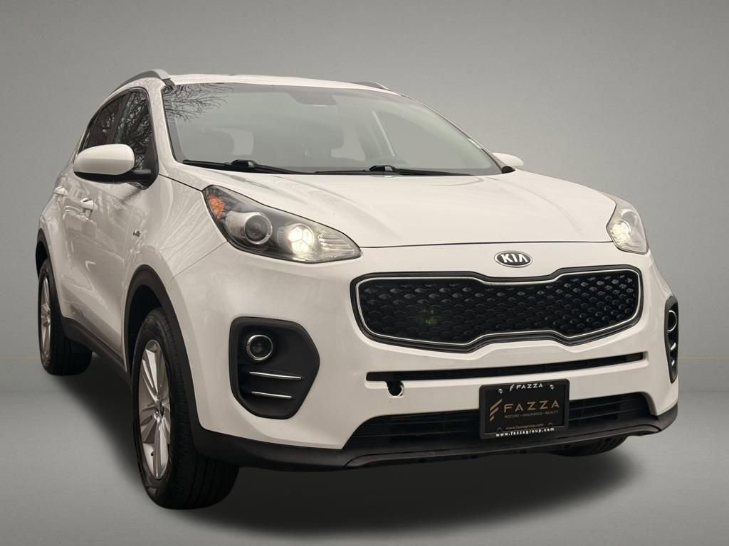 Used 2017 Kia Sportage LX w/ LX Popular Package image 8