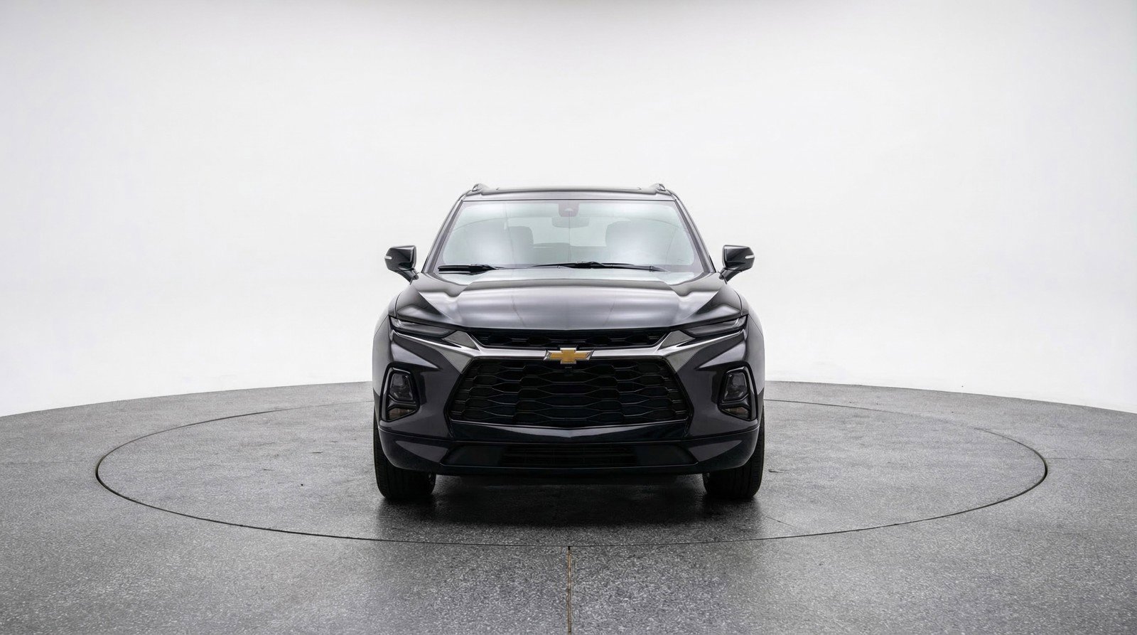 Used 2025 Chevrolet Blazer LT FWD image 2