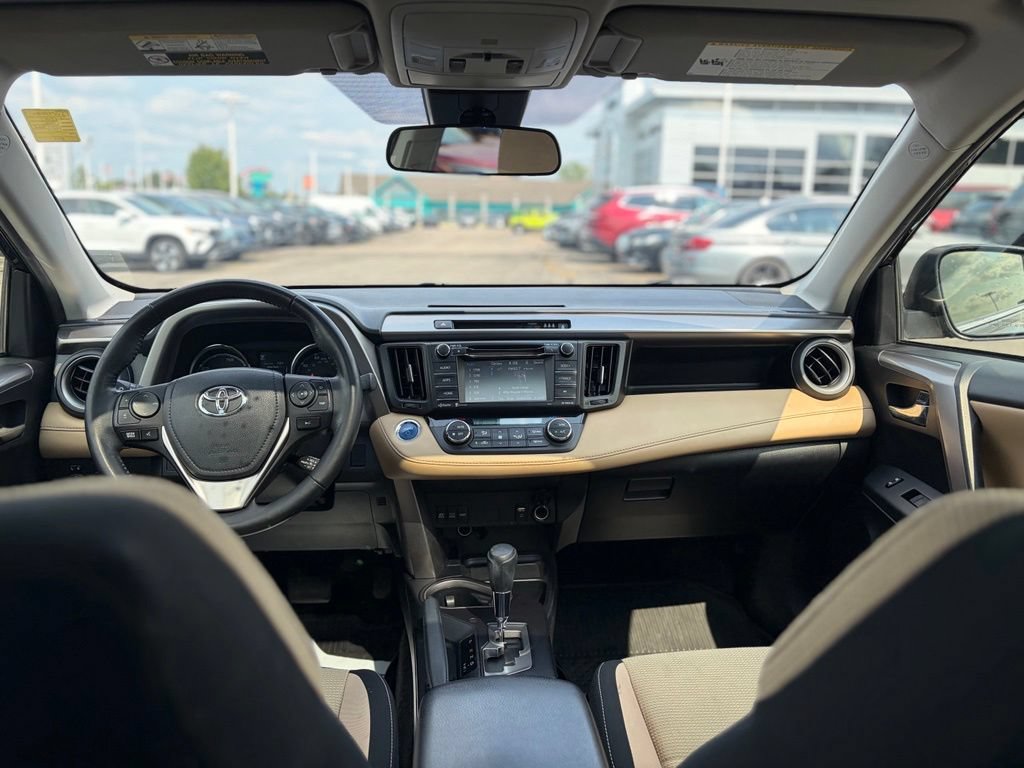 Used 2018 Toyota RAV4 XLE w/ Protection Package AWD/4WD image 18