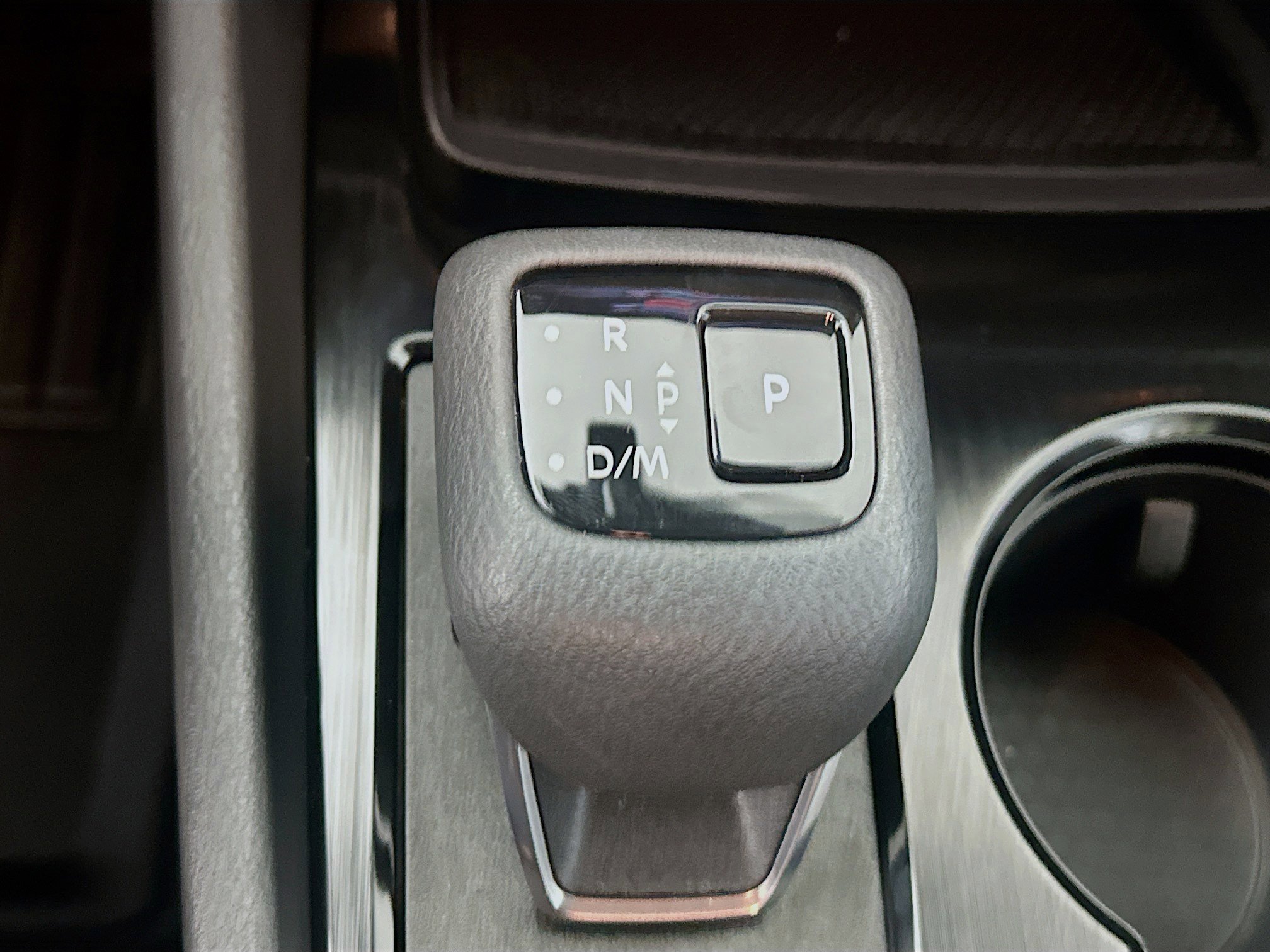 Used 2023 Nissan Rogue SV image 24