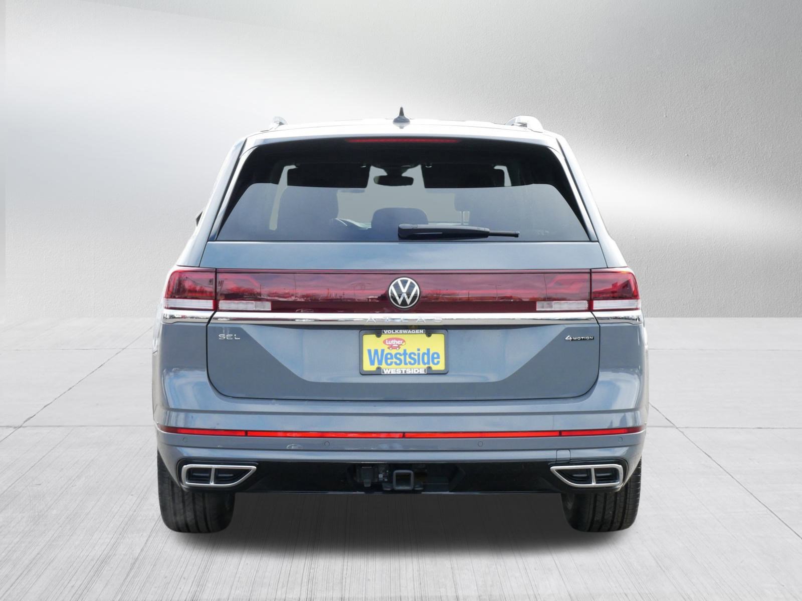 Certified 2025 Volkswagen Atlas SEL Premium R-Line image 6