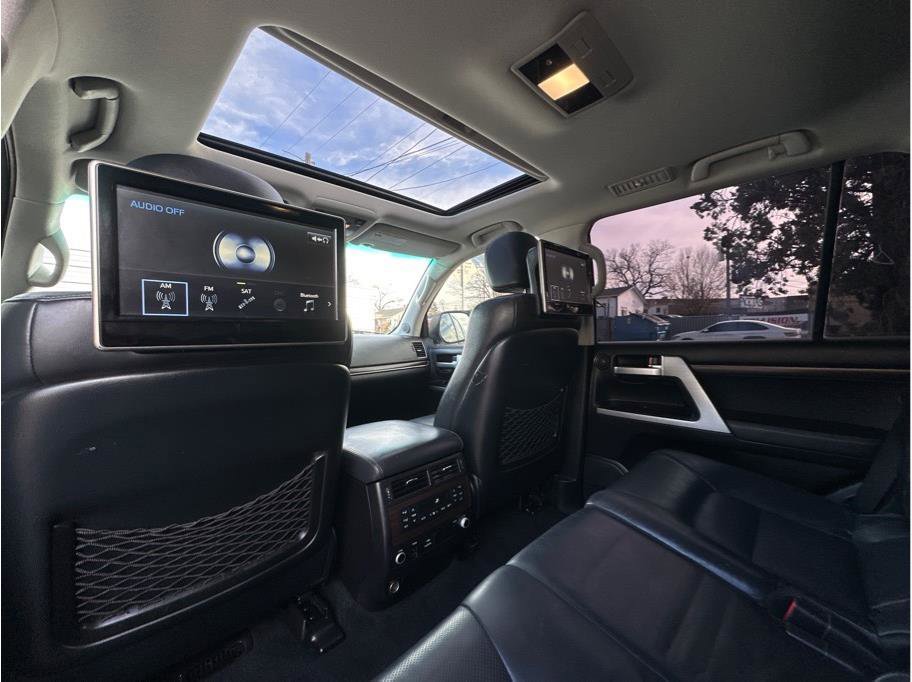 Used 2016 Toyota Land Cruiser 4WD - OME Lift + Modified - No image 19