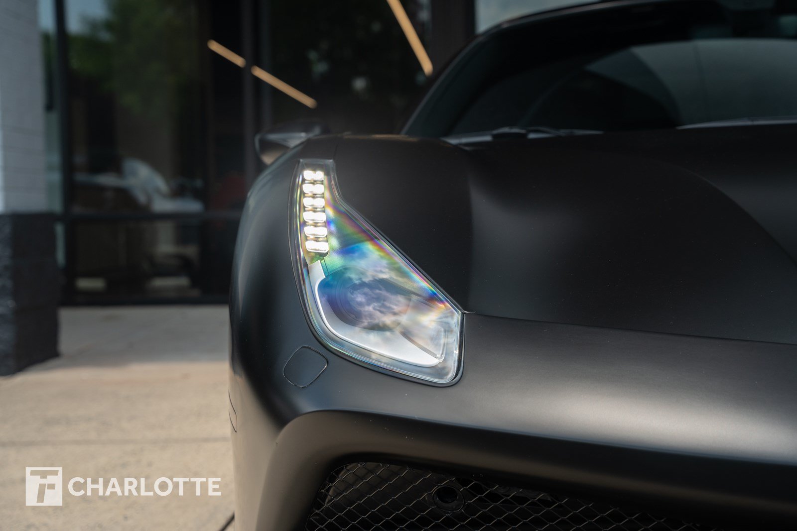 Used 2019 Ferrari 488 GTB RWD image 4
