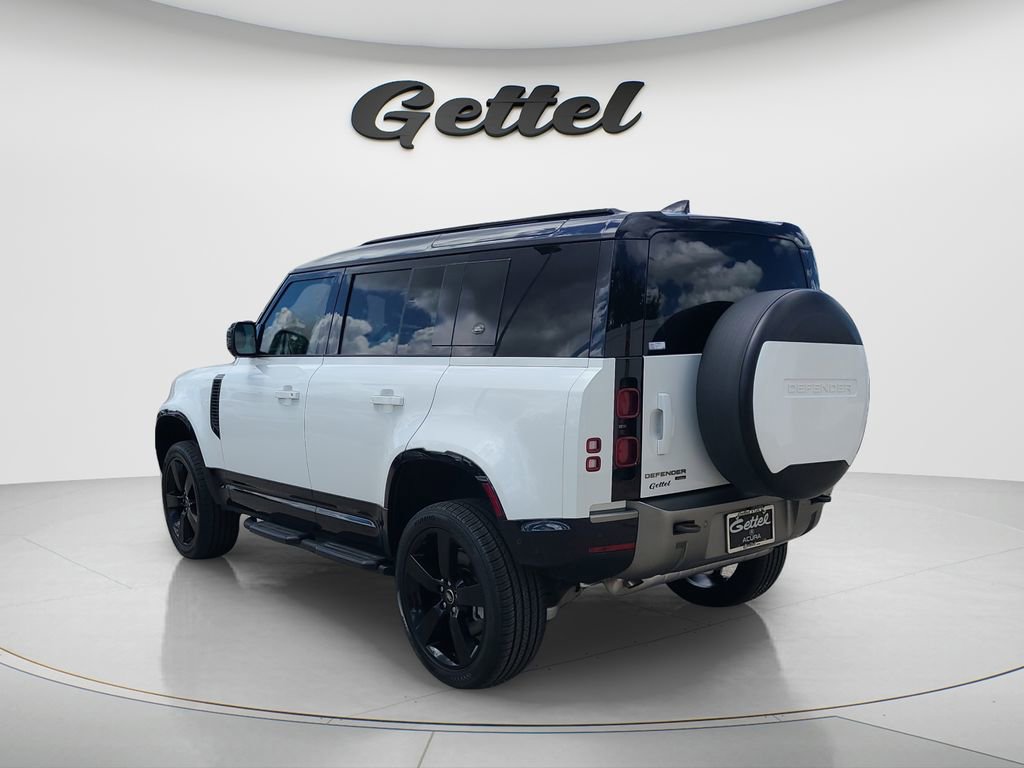 Used 2023 Land Rover Defender 110 X-Dynamic SE image 6