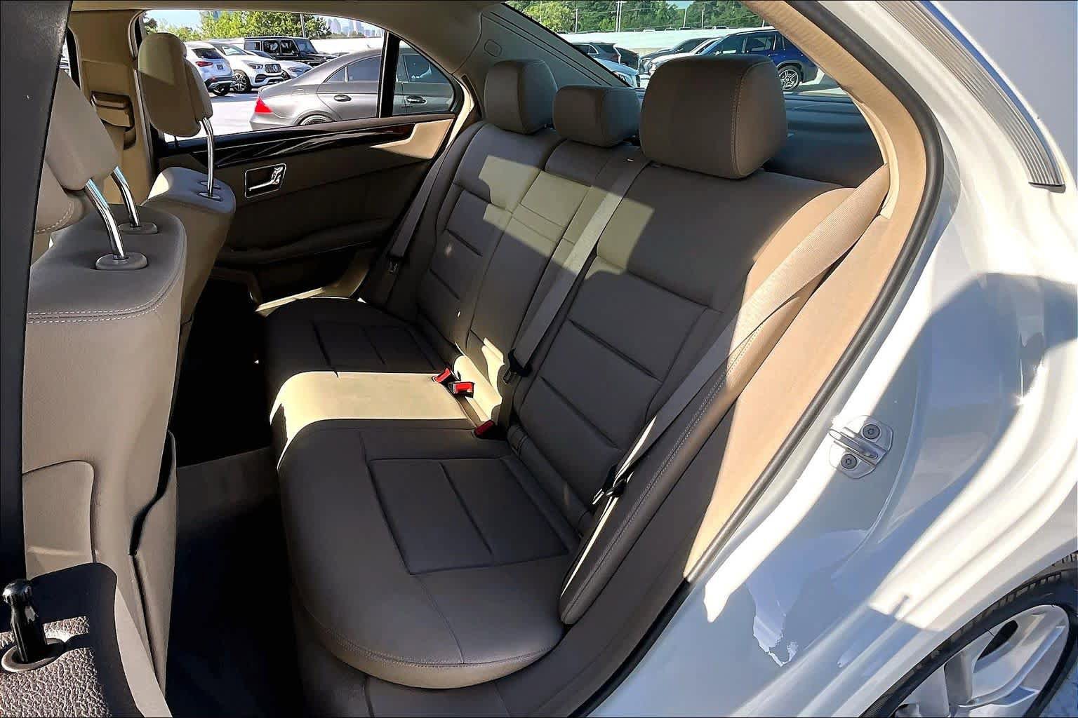 Used 2011 Mercedes-Benz E 350 Sedan image 19
