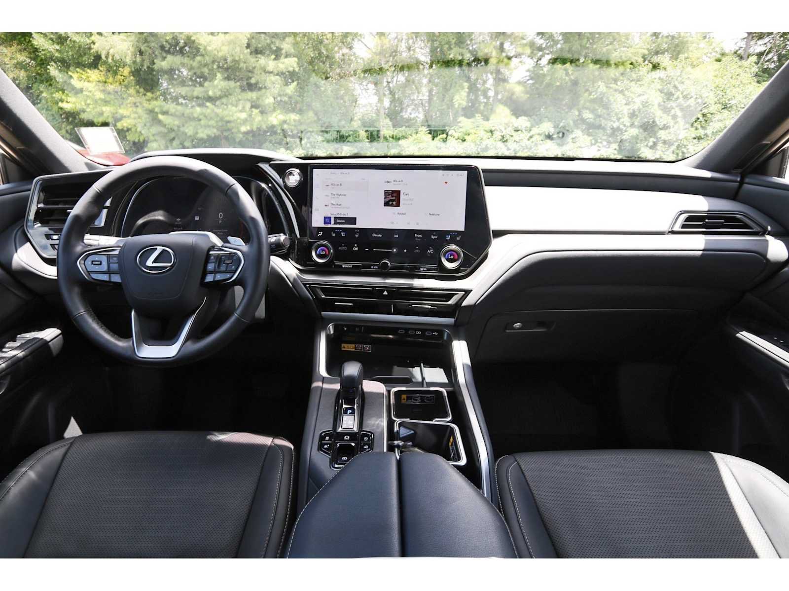 Used 2025 Lexus TX 350 AWD w/ Technology Package image 7
