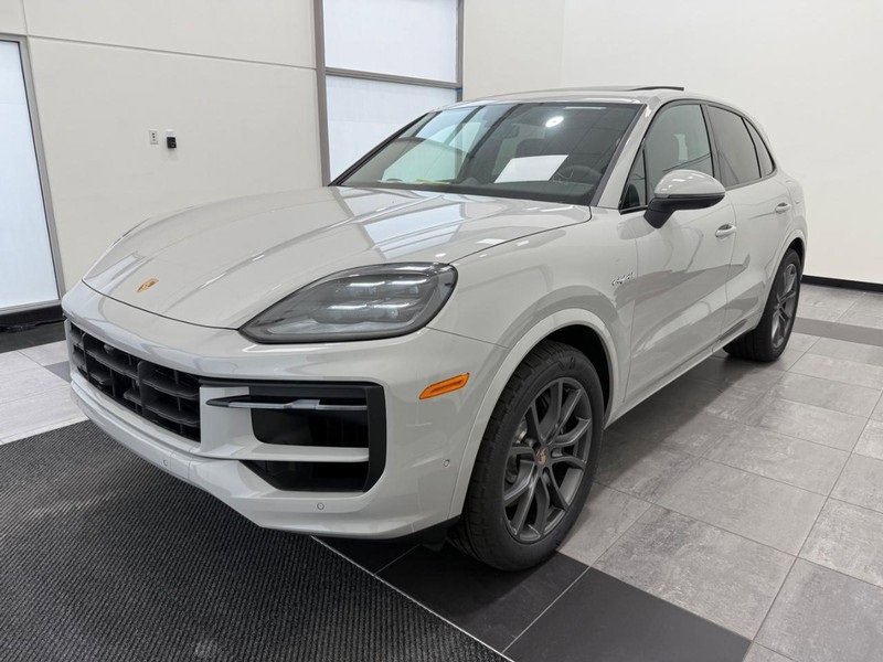 New 2025 Porsche Cayenne E-Hybrid