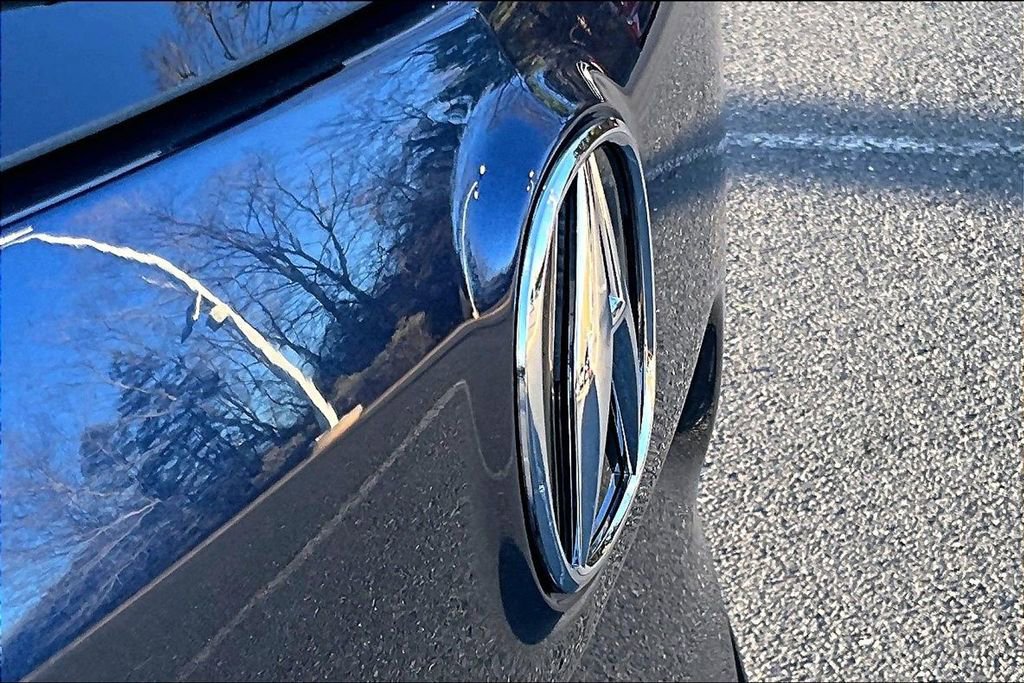 Used 2025 Acura RDX SH-AWD w/ Advance Package image 25