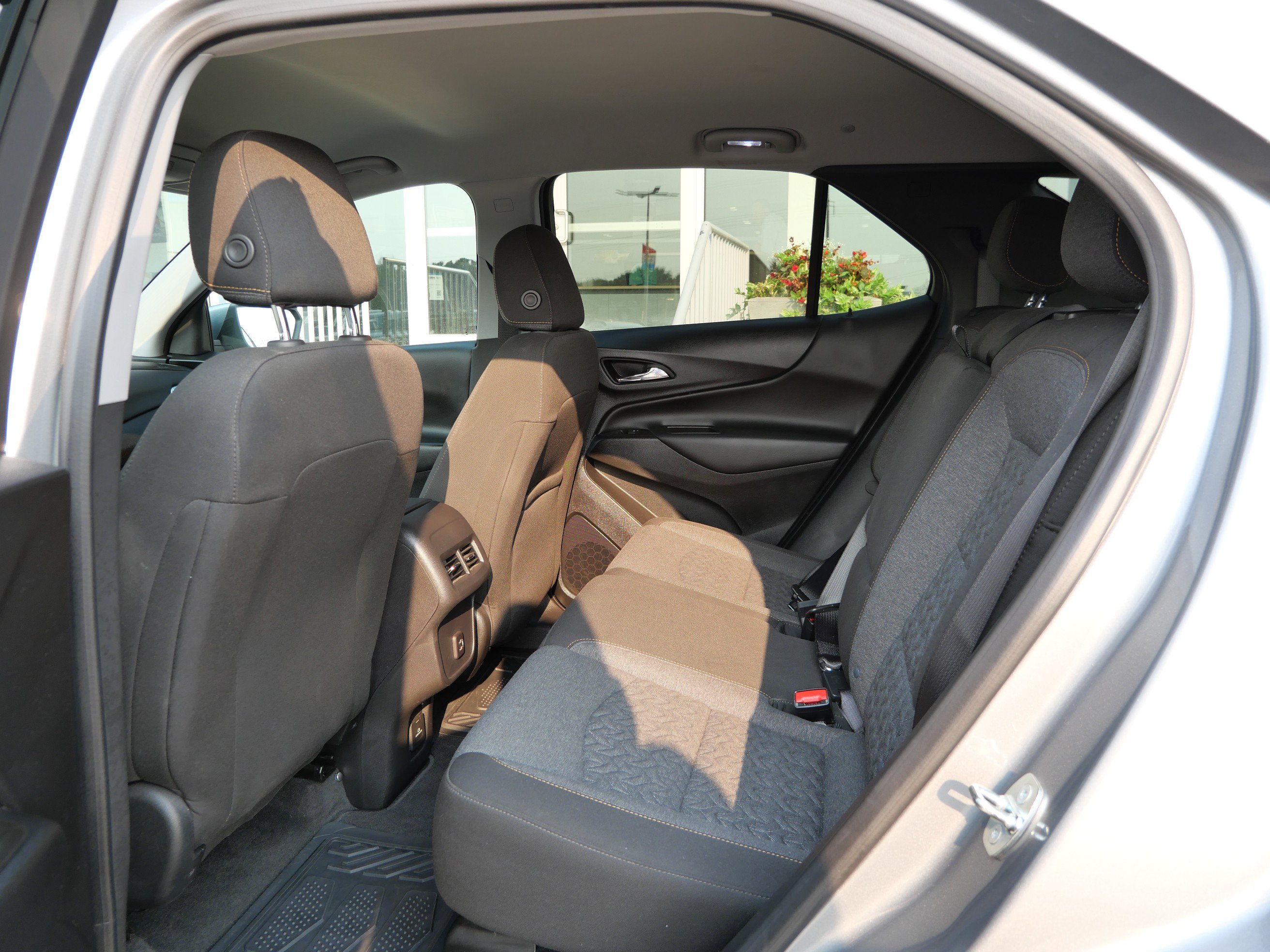Certified 2023 Chevrolet Equinox LT FWD image 9