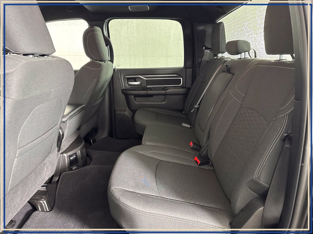 Used 2025 RAM 2500 Big Horn AWD/4WD image 35