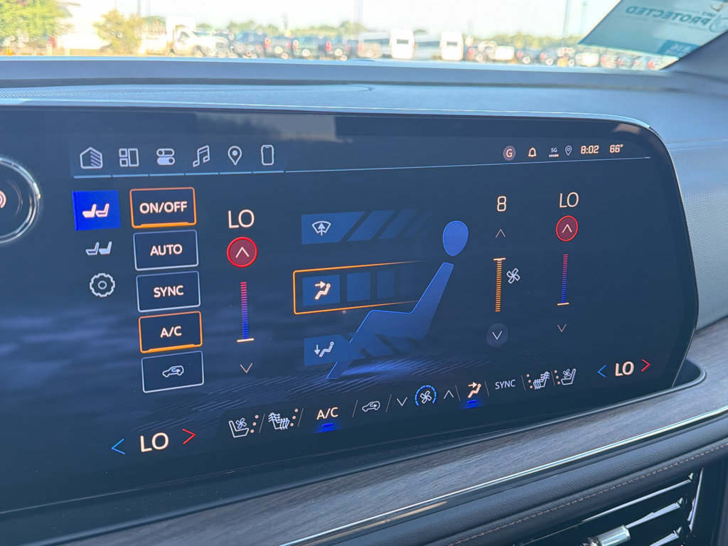 New 2026 Chevrolet Suburban High Country AWD/4WD image 25