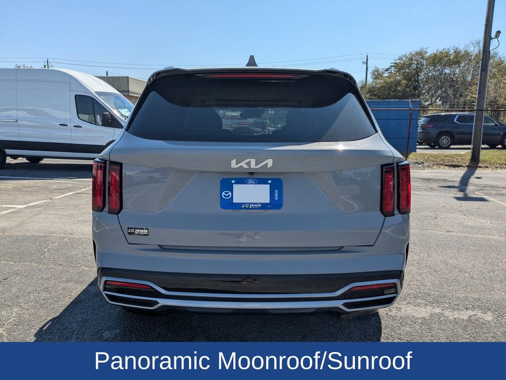 Used 2023 Kia Sorento SX image 5
