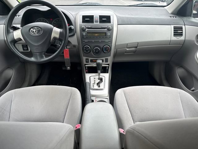 Used 2011 Toyota Corolla LE FWD image 18