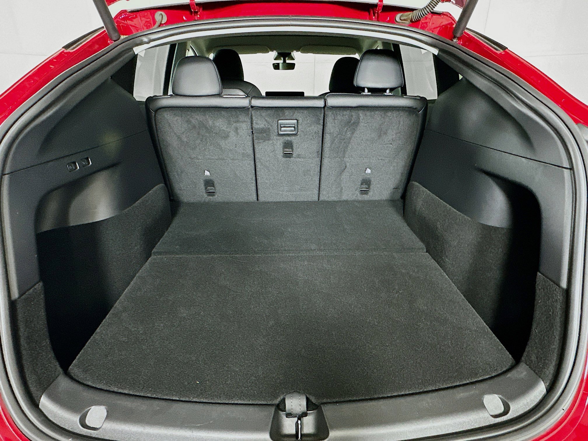 Used 2022 Tesla Model Y Performance image 28