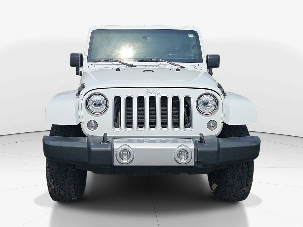 Used 2018 Jeep Wrangler Unlimited Sahara w/ Connectivity Group AWD/4WD image 12