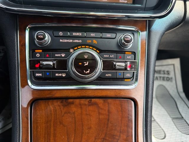 Used 2019 Lincoln Continental Premiere FWD image 35