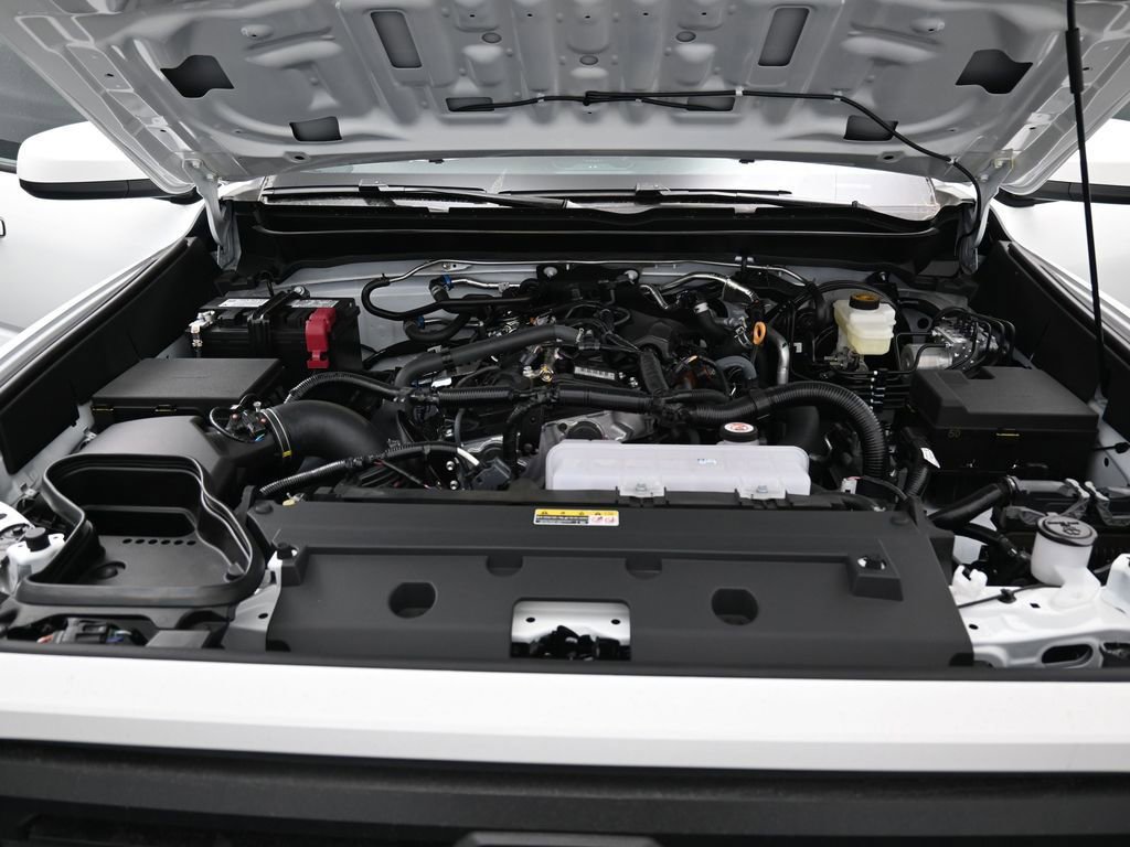 Used 2026 Toyota Tacoma SR5 AWD/4WD image 15