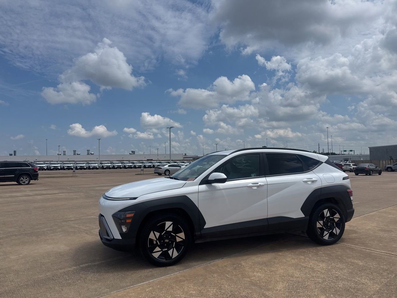 Used 2025 Hyundai Kona SEL FWD image 10