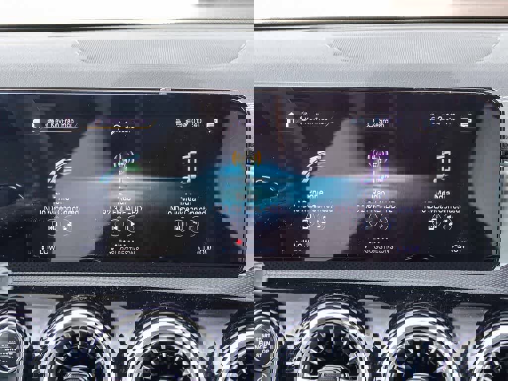 Used 2022 Mercedes-Benz CLA 35 AMG 4MATIC image 13