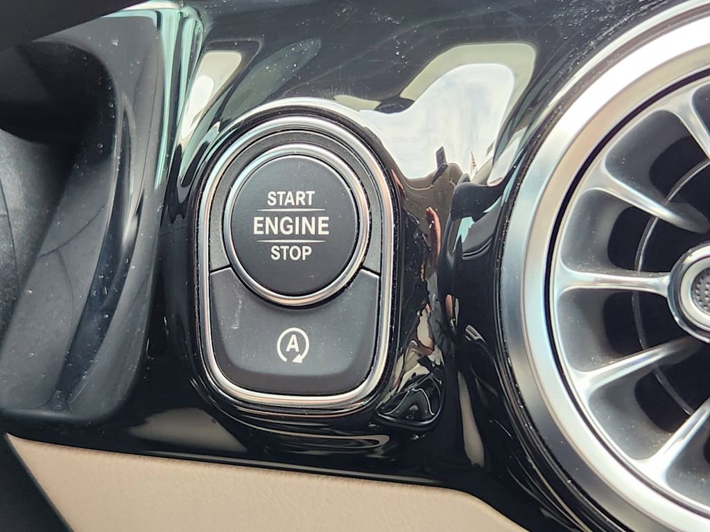 Used 2023 Mercedes-Benz GLA 250 4MATIC image 20