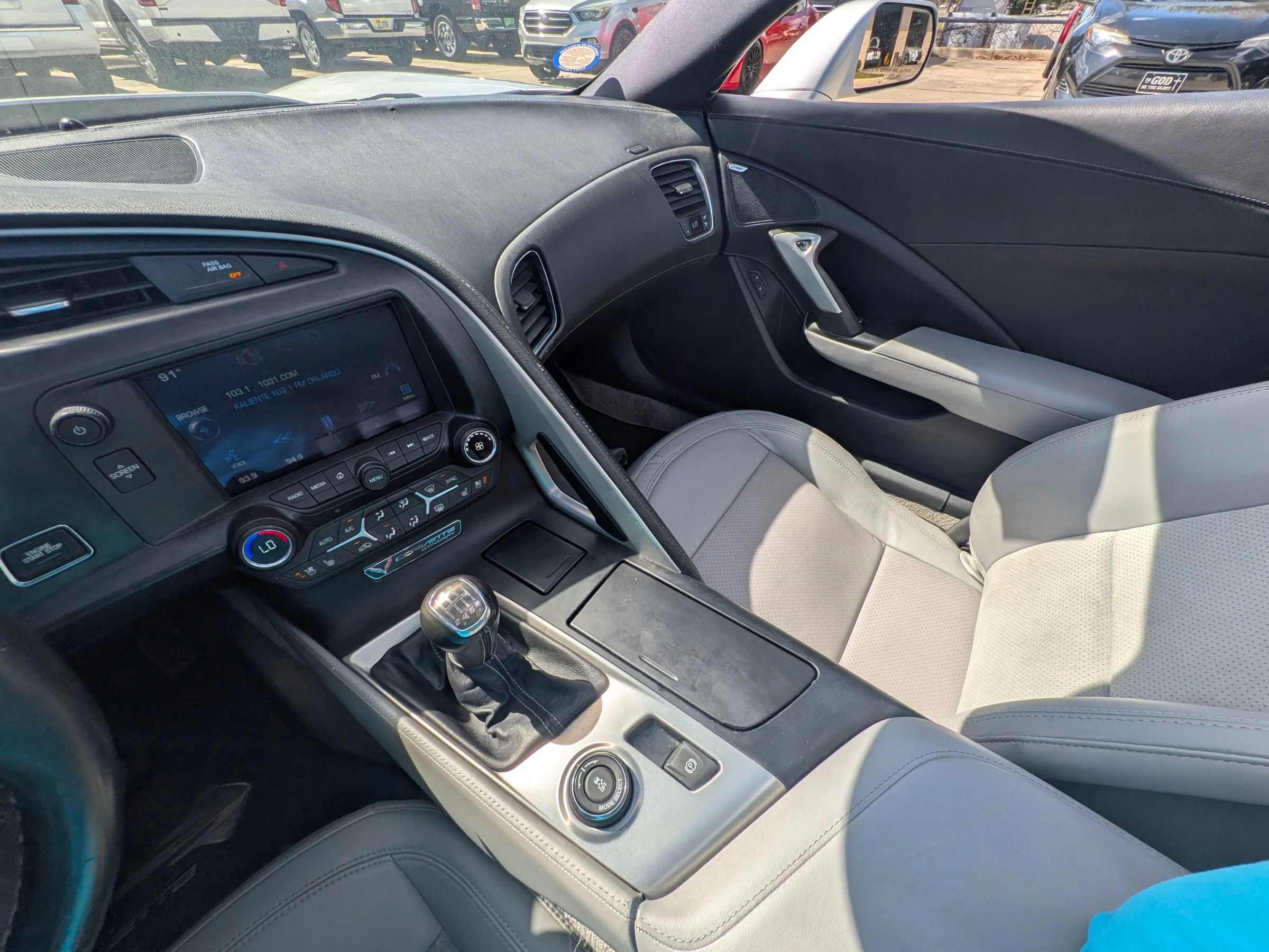 Used 2015 Chevrolet Corvette Stingray Coupe w/ 2LT Preferred Equipment Group image 15