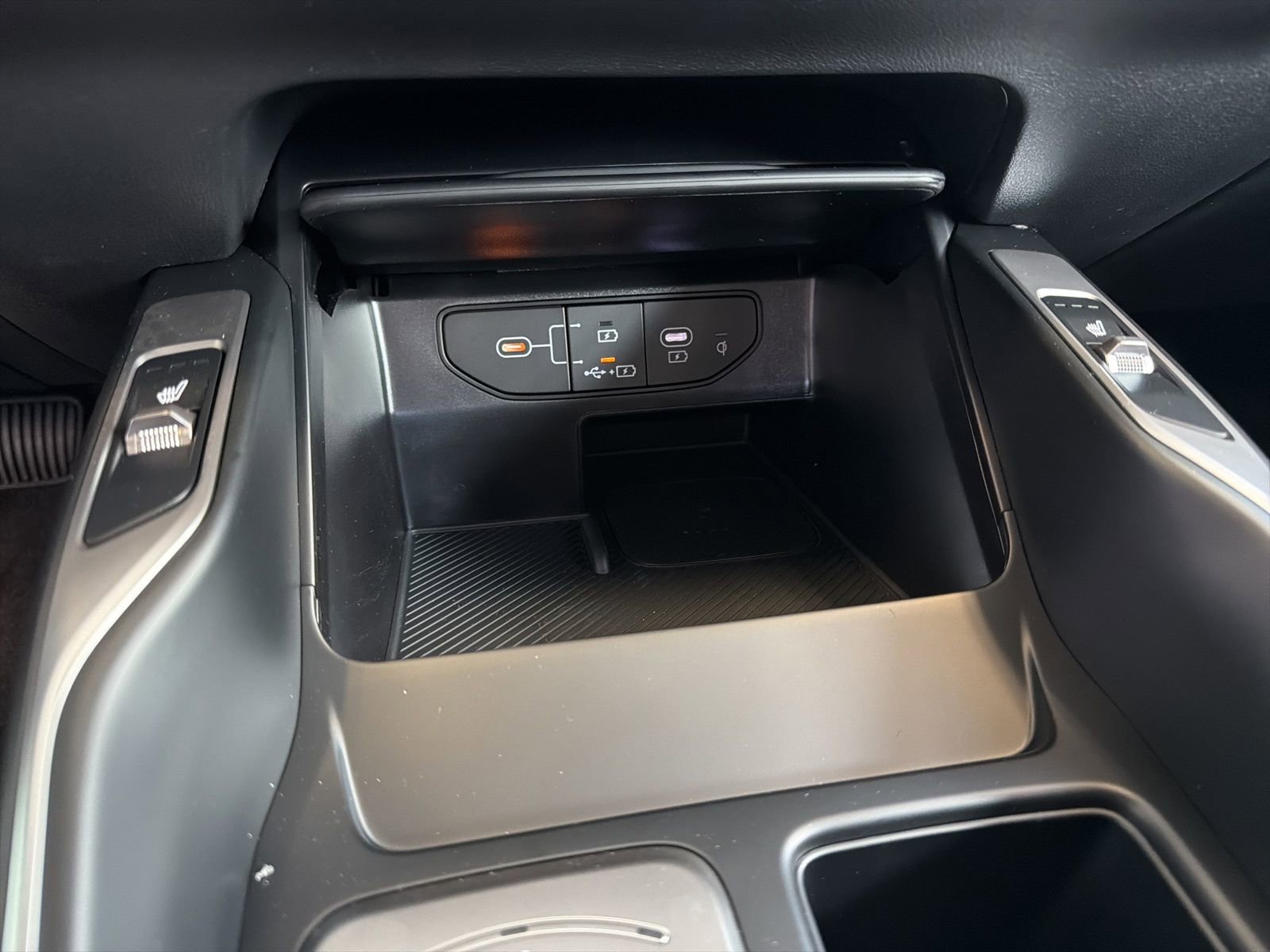 New 2026 Kia Sorento EX AWD/4WD image 29