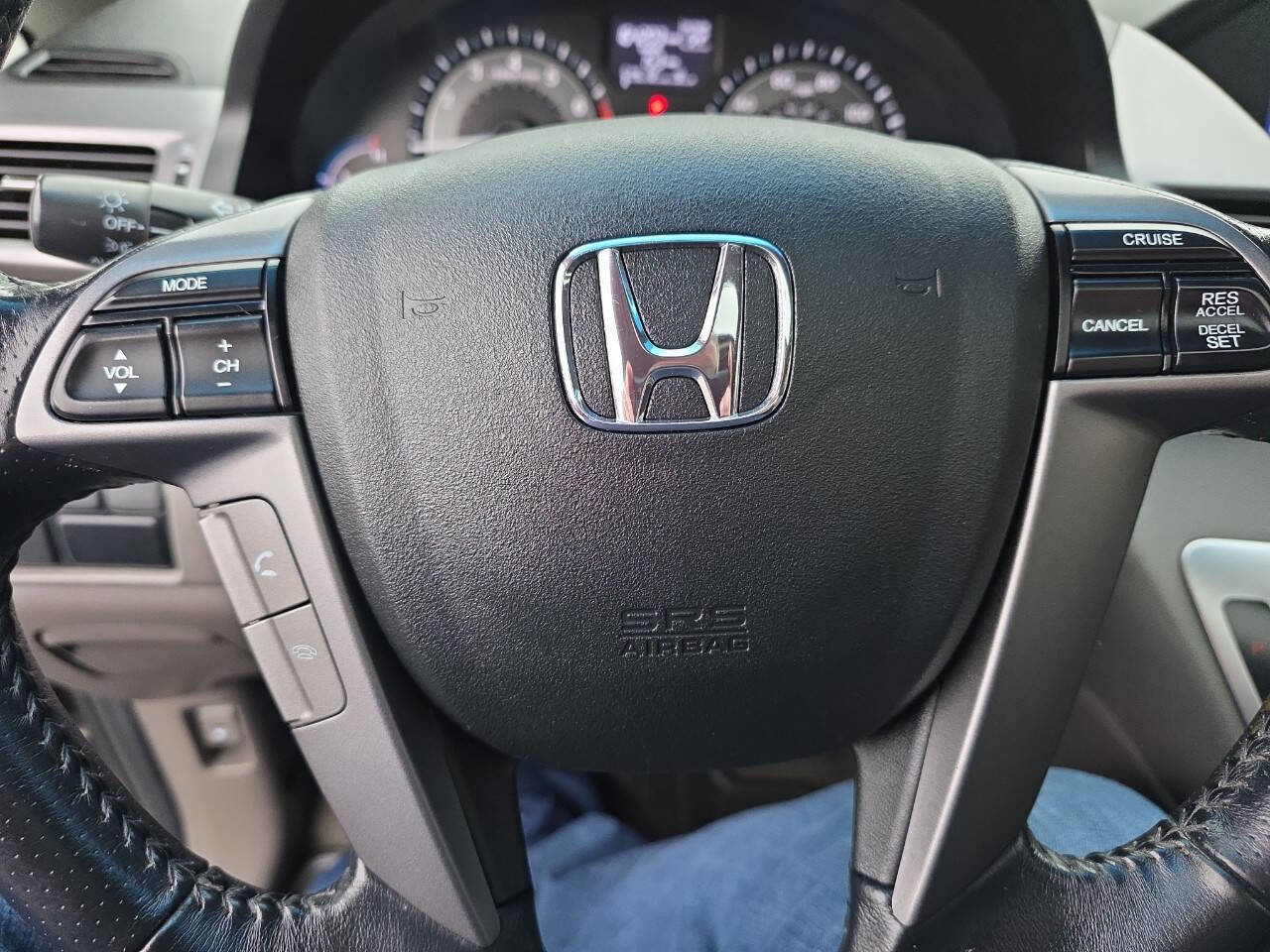 Used 2011 Honda Odyssey EX-L image 23