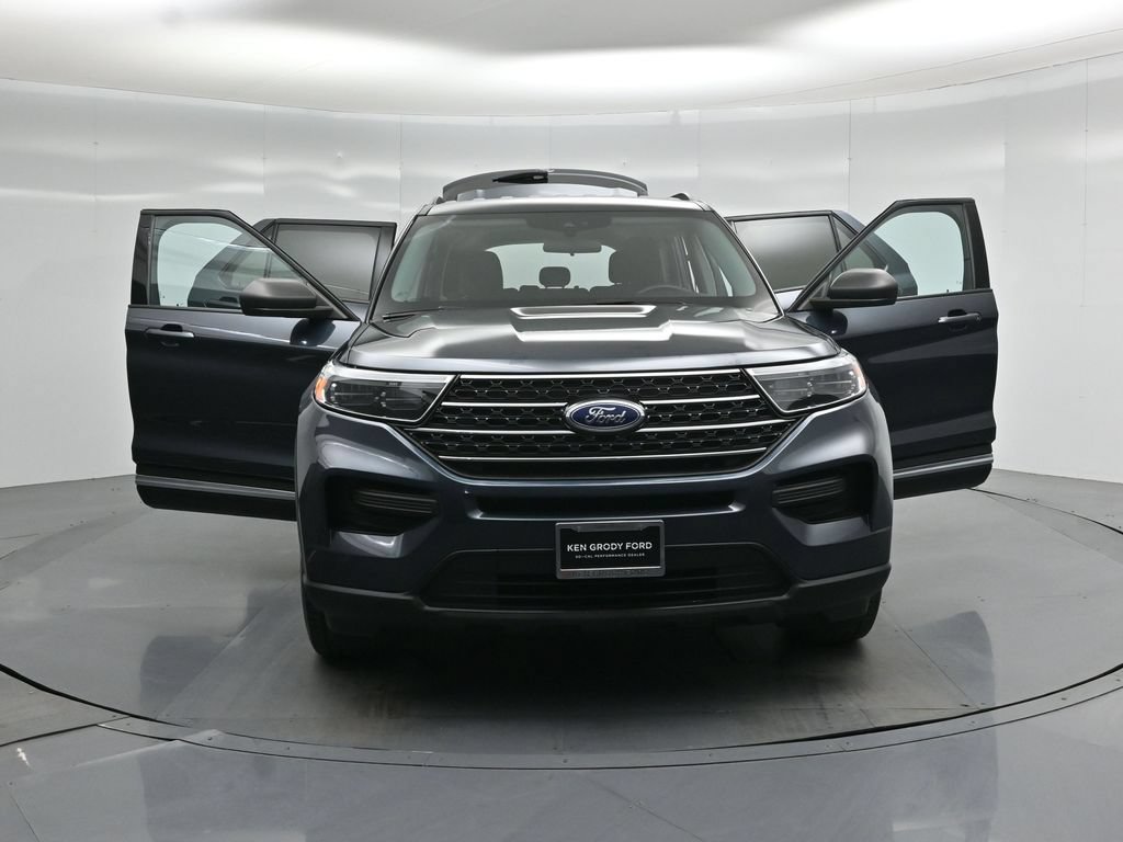 Certified 2023 Ford Explorer XLT RWD image 33