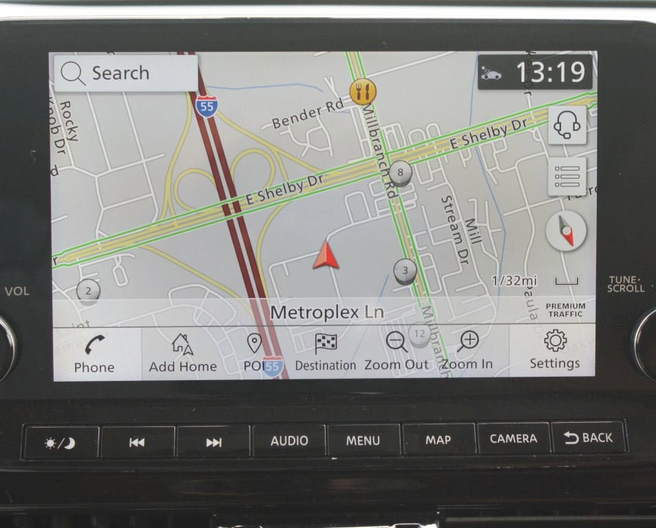 Used 2023 Nissan Pathfinder Platinum w/ Lighting Package (N93) FWD image 7