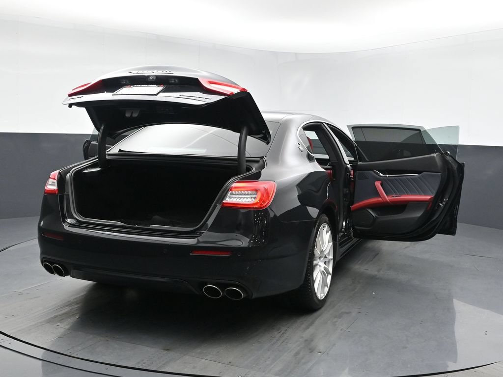 Used 2019 Maserati Quattroporte S GranLusso Q4 AWD/4WD image 29