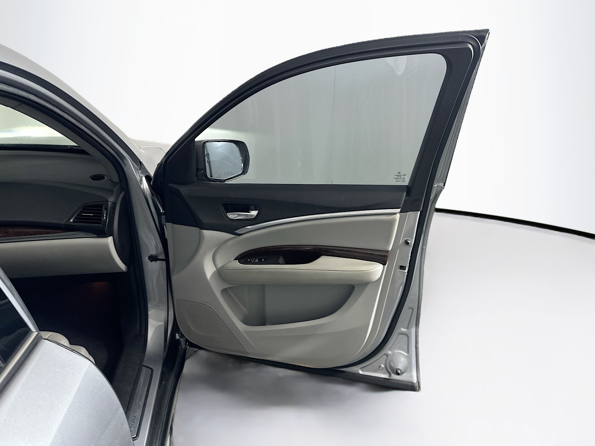 Used 2020 Acura MDX FWD image 34