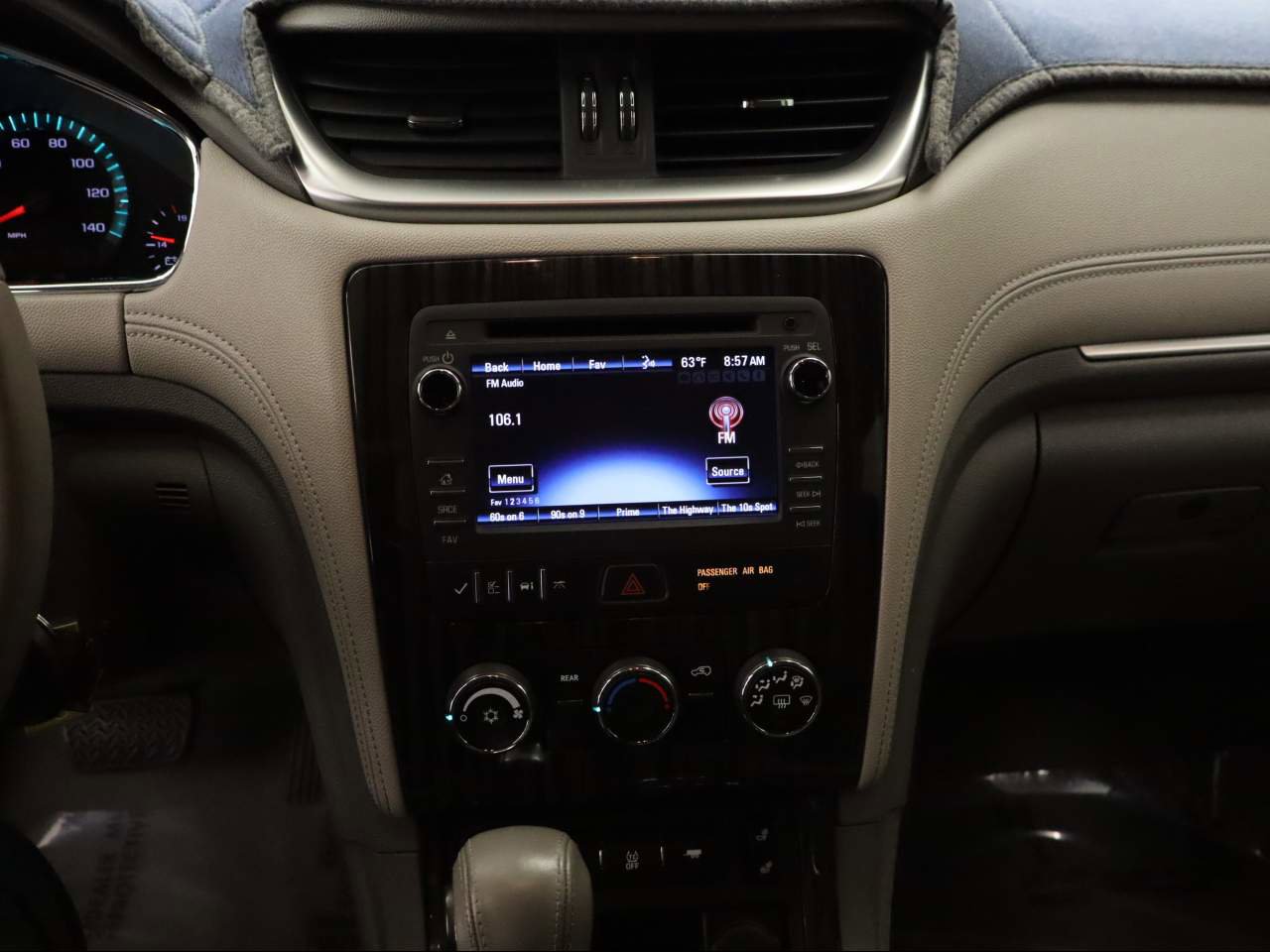 Used 2014 Chevrolet Traverse LT w/ All-Star Edition image 10