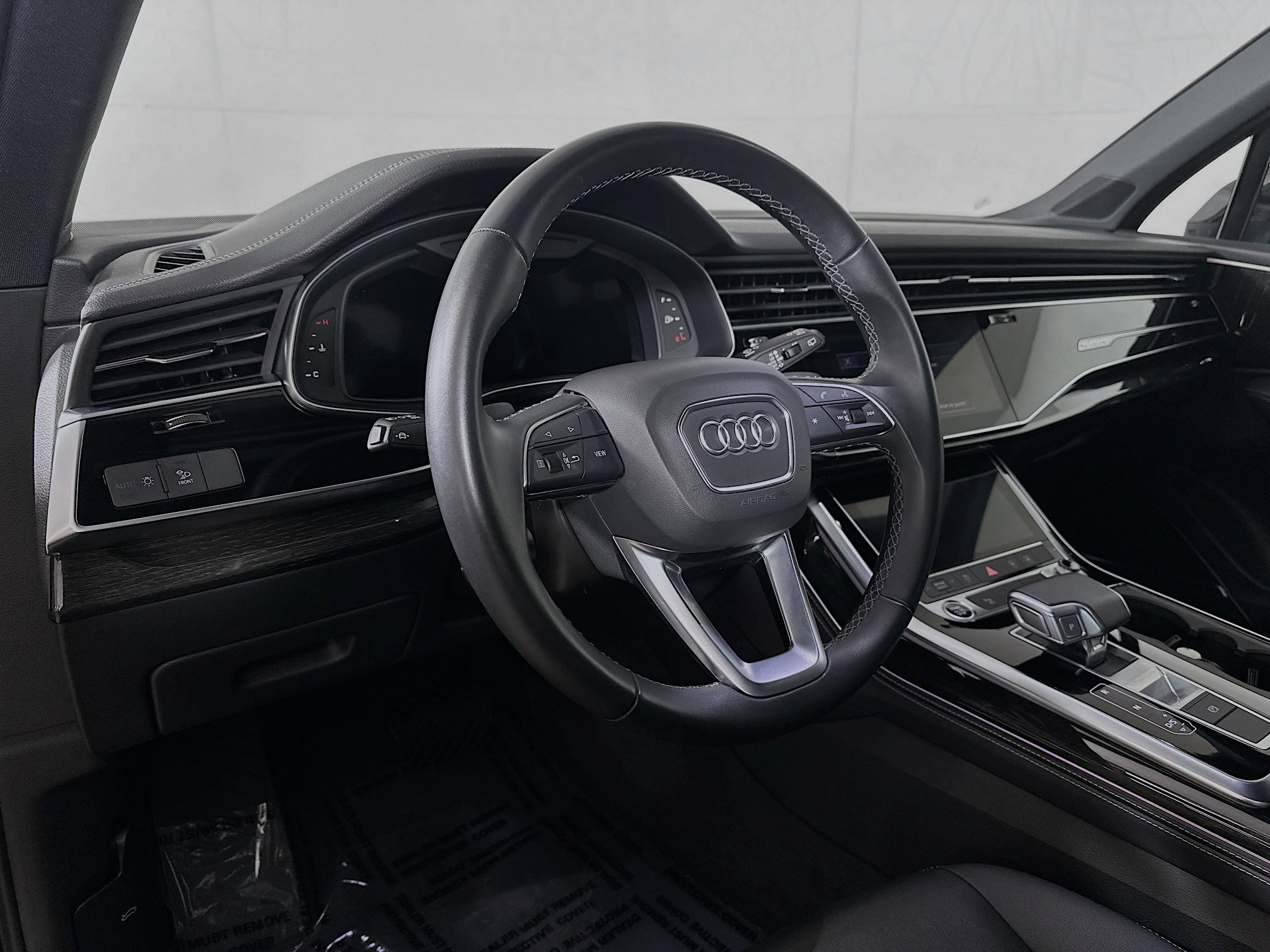 Used 2025 Audi Q7 3.0T Premium Plus image 9