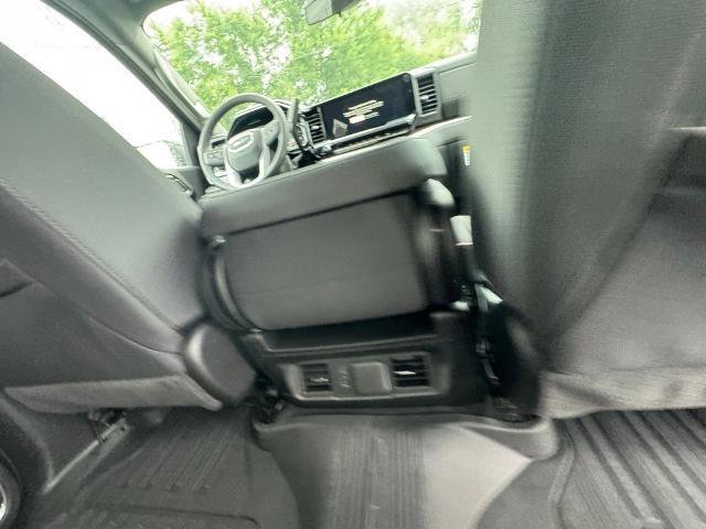 New 2025 GMC Sierra 1500 Elevation image 30