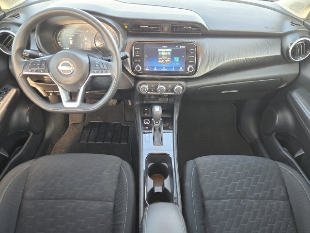 Used 2024 Nissan Kicks SV w/ Interior Electronics Package FWD image 26