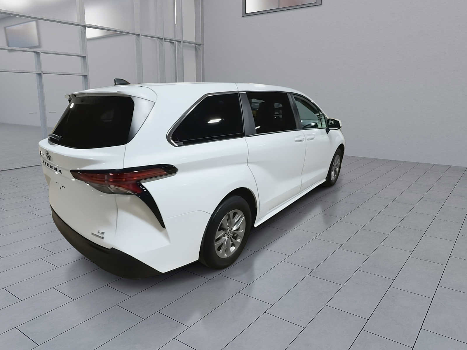 Certified 2022 Toyota Sienna LE FWD image 8