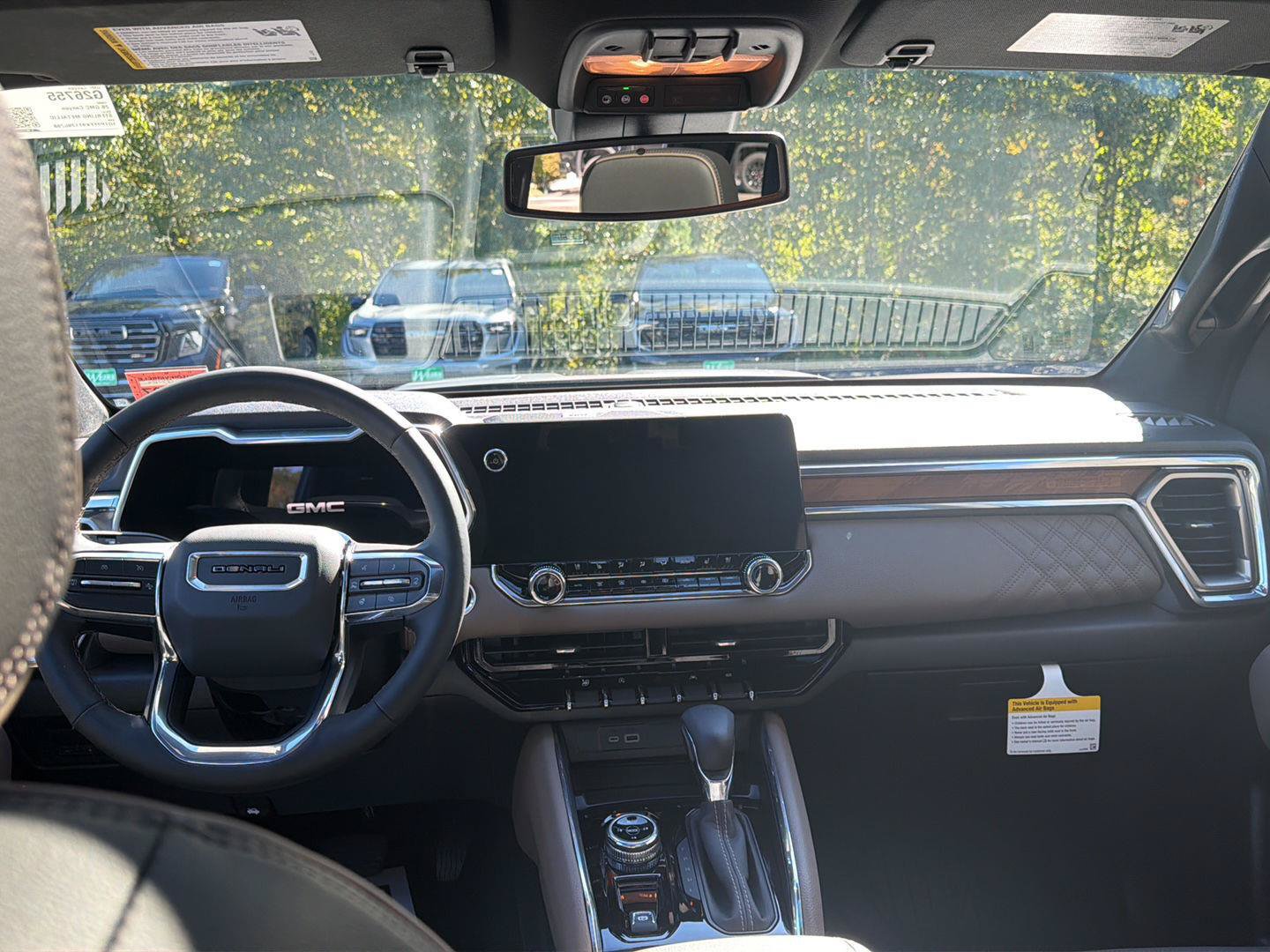 New 2026 GMC Canyon Denali AWD/4WD image 16