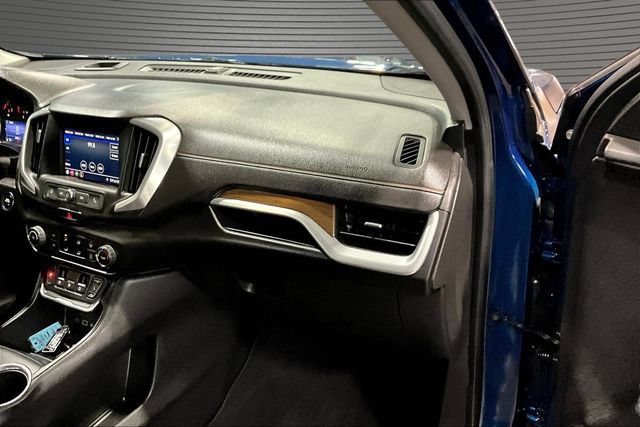 Used 2020 GMC Terrain SLE AWD/4WD image 25