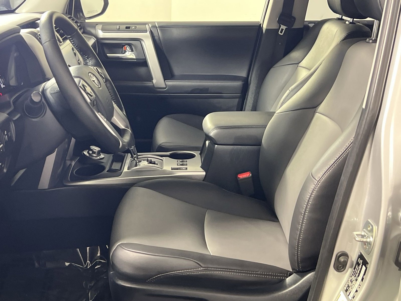 Used 2024 Toyota 4Runner SR5 Premium image 13