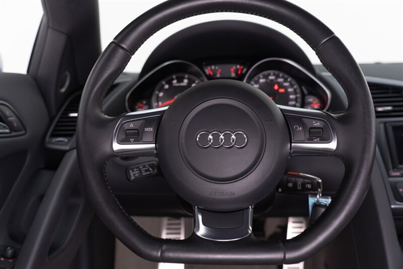 Used 2011 Audi R8 V8 AWD/4WD image 93