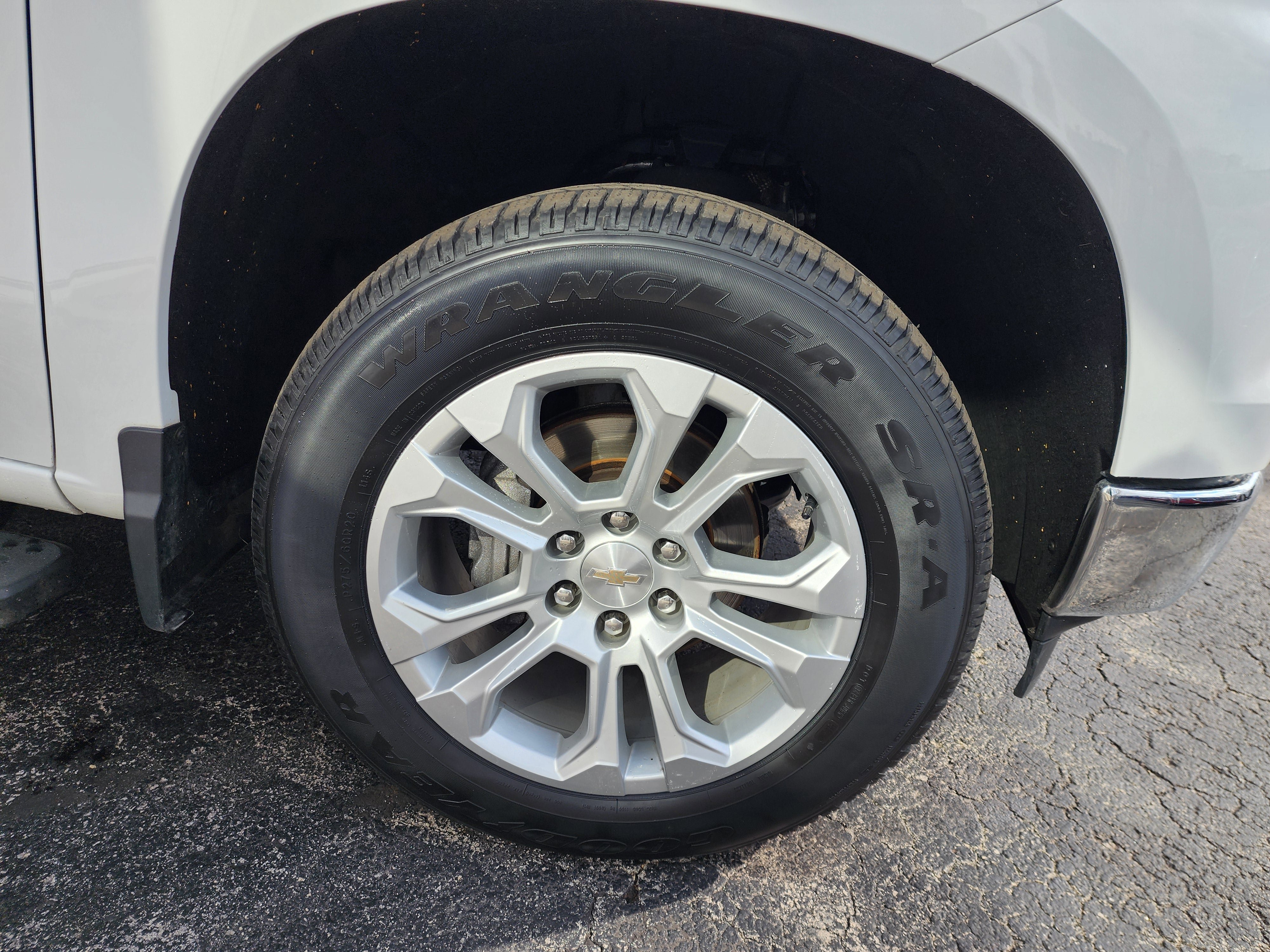 Used 2023 Chevrolet Silverado 1500 LTZ image 13