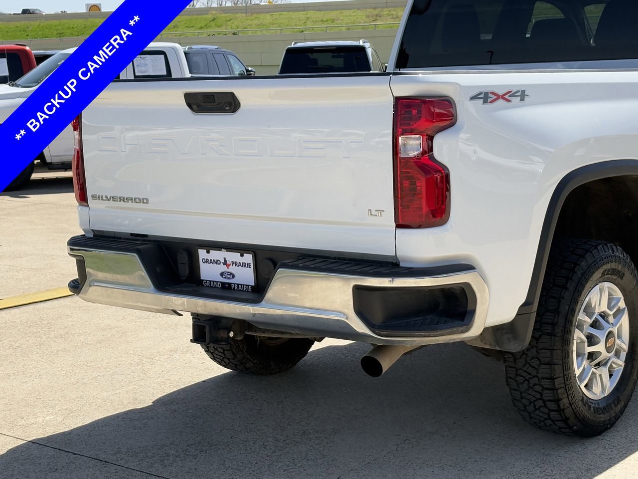 Used 2023 Chevrolet Silverado 2500 LT w/ Convenience Package image 8