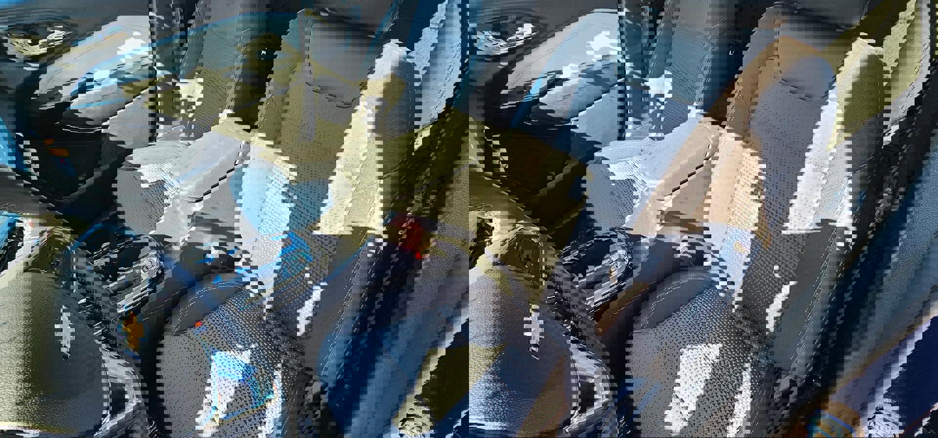 Used 2024 Chevrolet Trax LT w/ Sunroof Package image 9