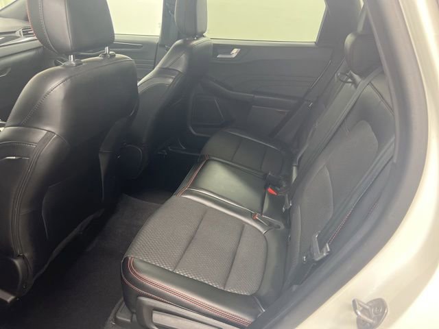 Used 2023 Ford Escape ST-Line w/ Tech Pack #1 AWD/4WD image 10