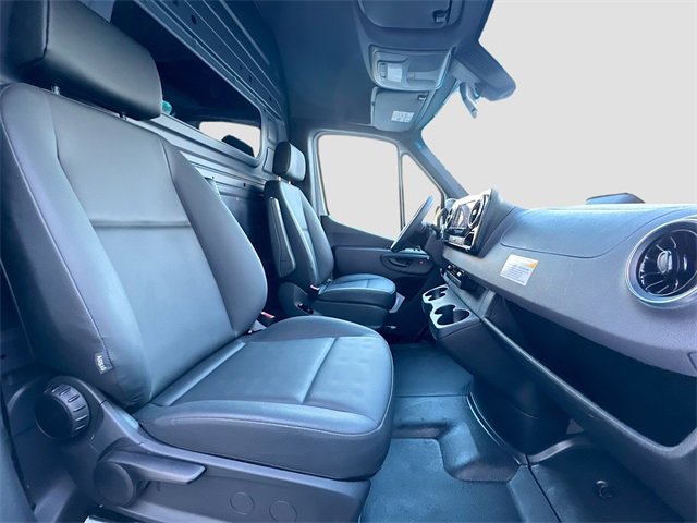 Certified 2025 Mercedes-Benz Sprinter 2500 image 27
