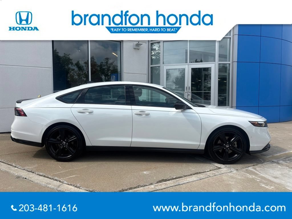 Used 2023 Honda Accord Sport image 7