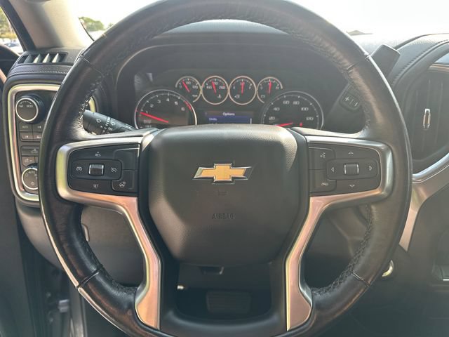 Used 2022 Chevrolet Silverado 1500 LT AWD/4WD image 25