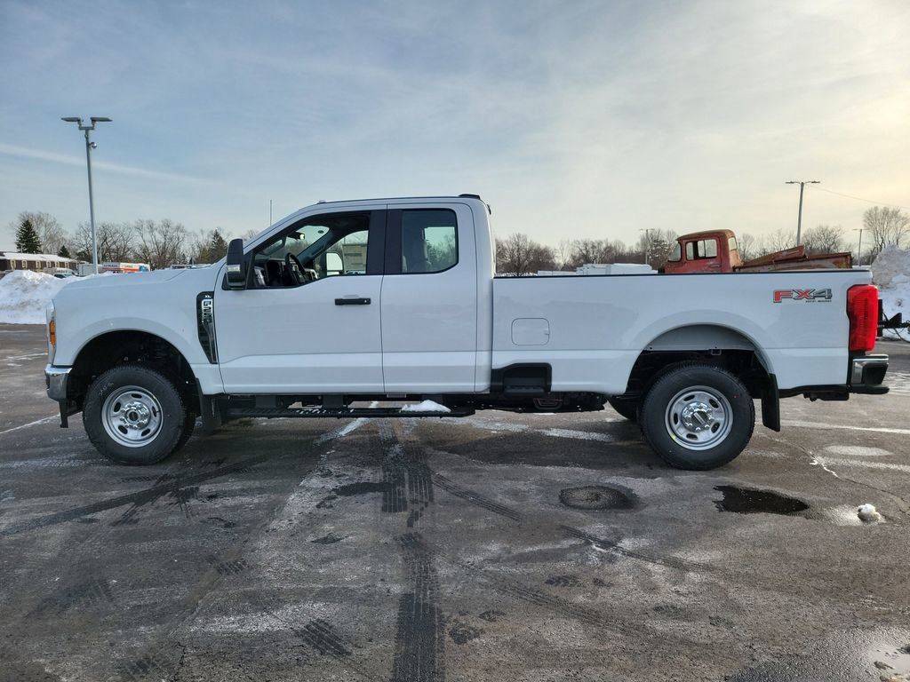 New 2026 Ford F250 XL w/ FX4 Off-Road Package image 7