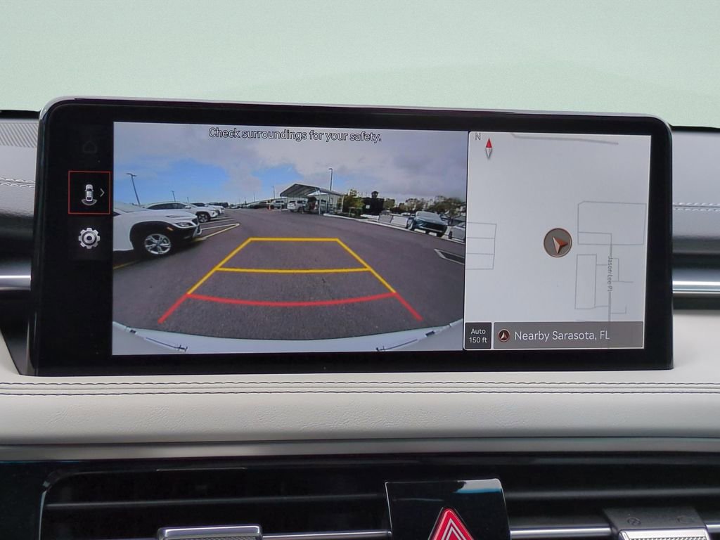 Used 2025 Genesis G70 2.5T image 19