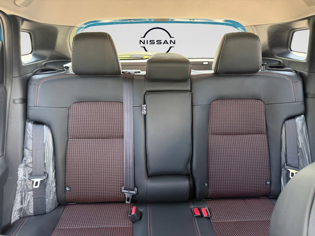 New 2026 Nissan Kicks SR AWD/4WD image 16